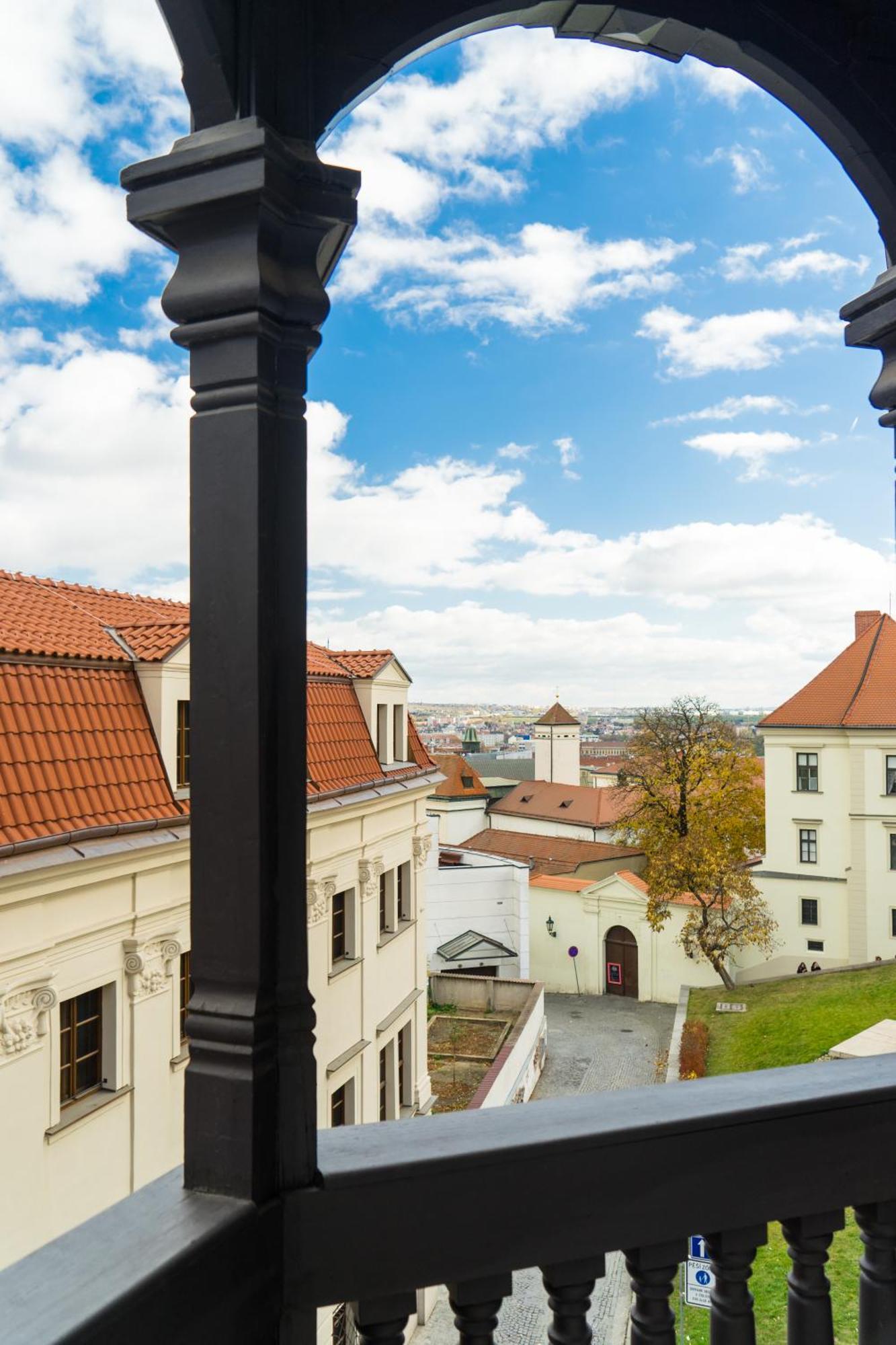 Bishop Apartments Brno Bagian luar foto